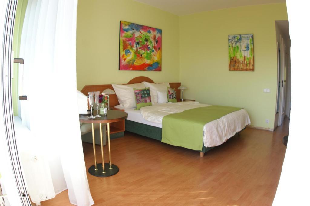 Hotel Tannenhof Baden-Baden Zimmer foto